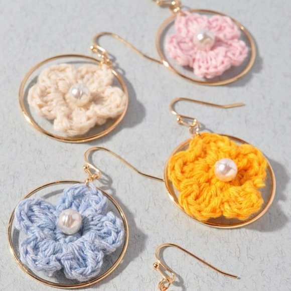 NEW Pastel Tone Crochet Floral Flower Faux Mini Pearl Round Hoop Dangle Earring - Picture 1 of 7
